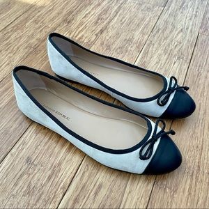 Banana Republic Ballet Flats - Size 7